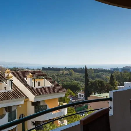 Puerto Banus Senorio De Aloha 3 Bed With Seaviews Marbella